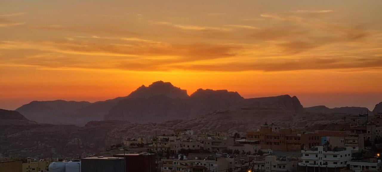 Petra Sunset Bed & Breakfast Bed & Breakfast Wadi Musa Exterior foto